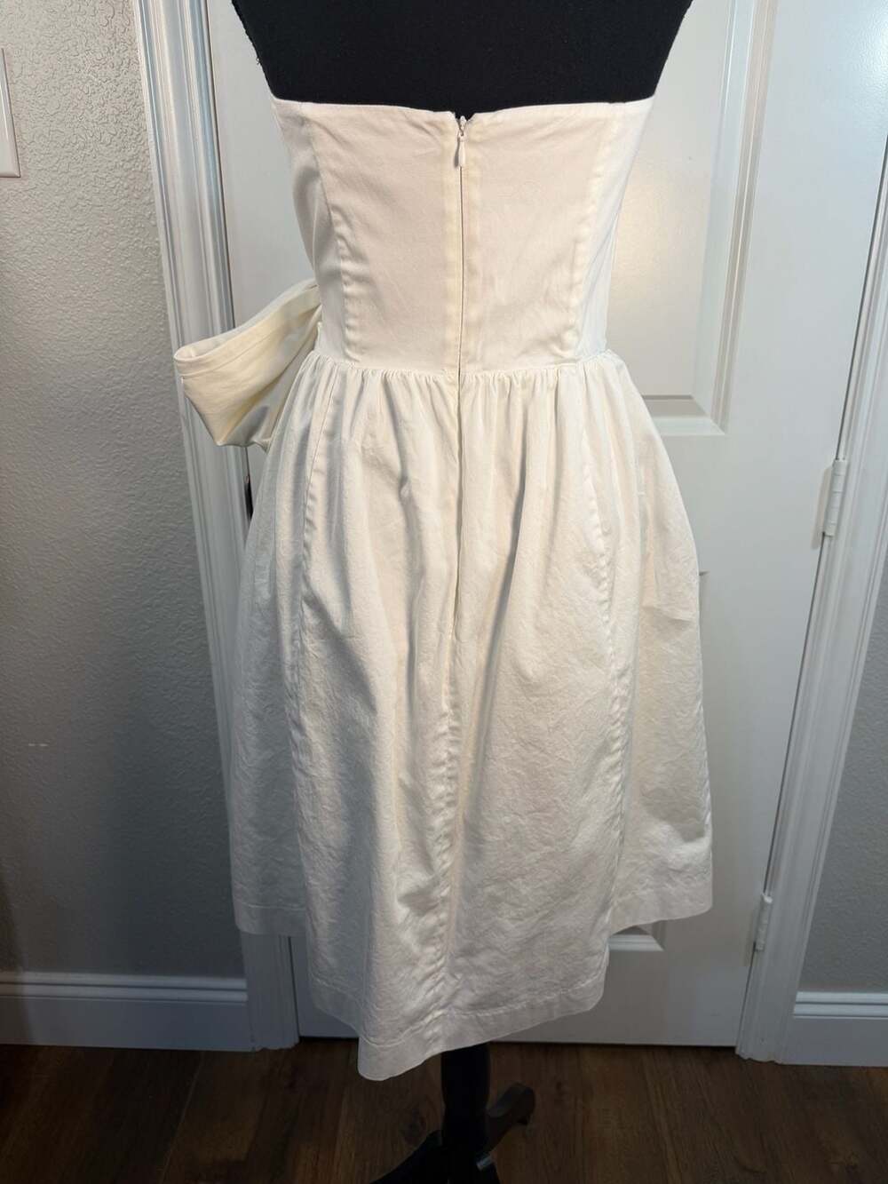 French Connection Florida Summer White Strapless Bow Maxi Dress Size 6 - Picture 9 of 10